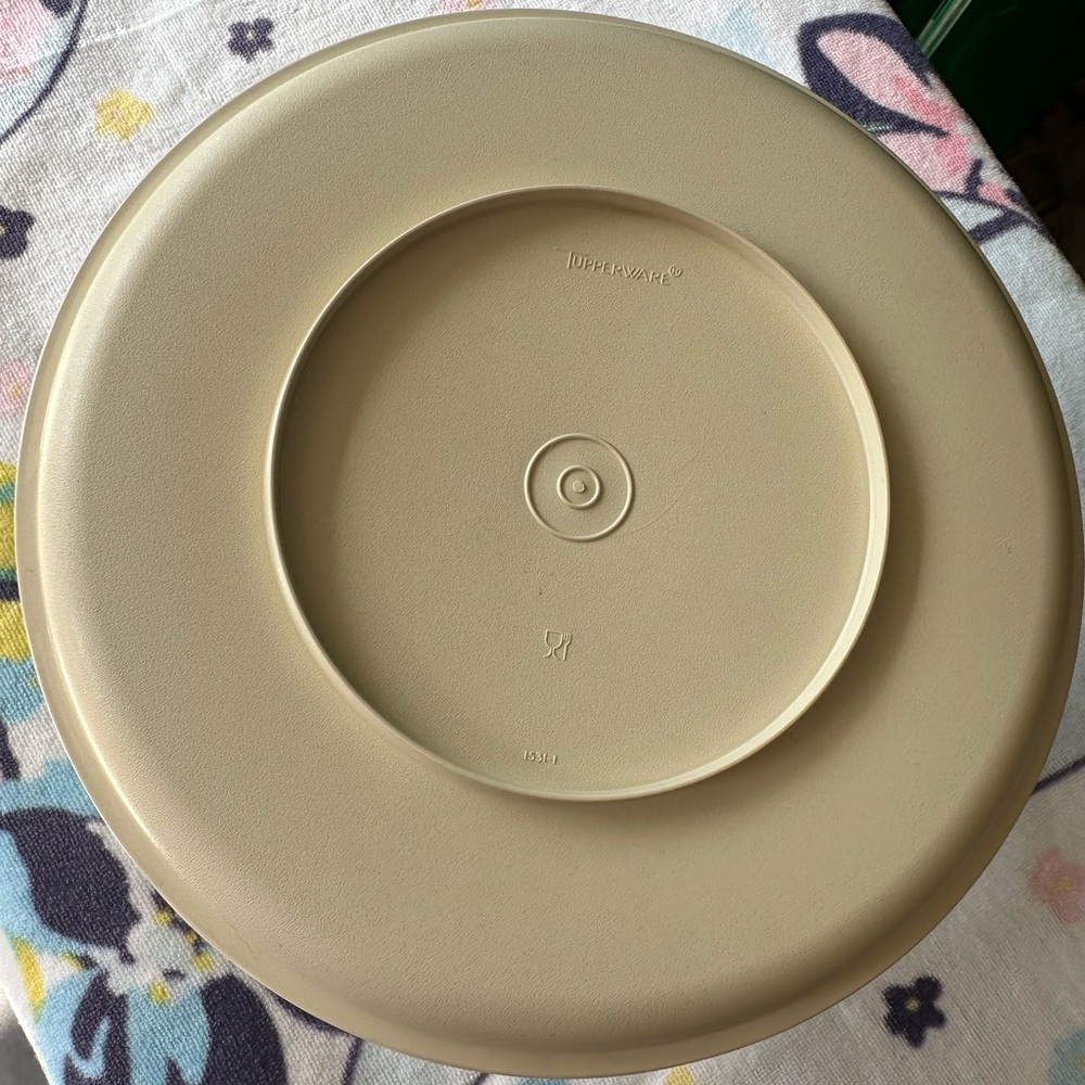 Tupperware Tan pedestal storage, display, and serve!
